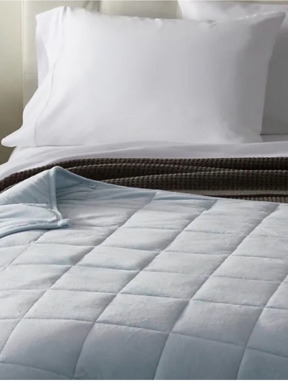 Distinctly Home Light Blue weighted Blanket